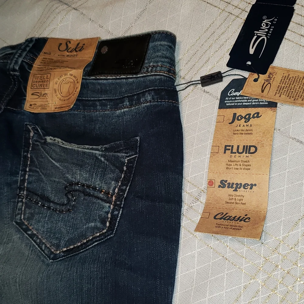 Silver Jeans New Womens Suki Mid Rise Slim Bootcut Jeans Fluid Denim Size 26/31